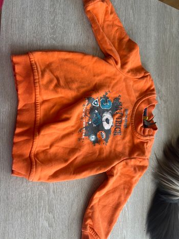 Pull orange 12 mois