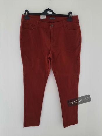 Pantalon taille 42