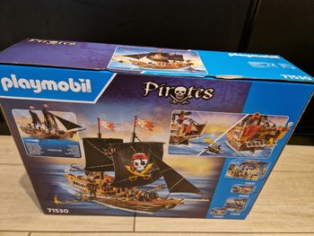 Bateau pirate playmobil 71530