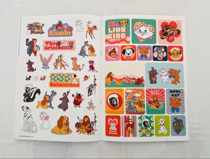 Livre coloriage Animaux Disney + stickers - photo numéro 5