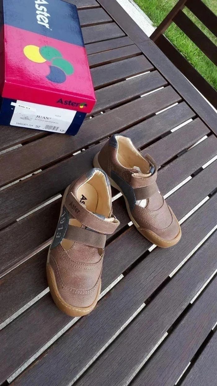 45 € Chaussures ASTER taille 32 Neuves - photo numéro 2