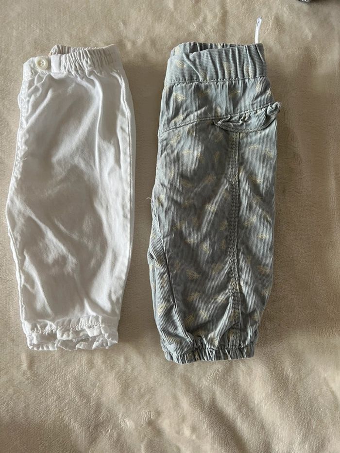Lot de 2 pantalons bébé Benetton et C&A taille 56 - photo numéro 5