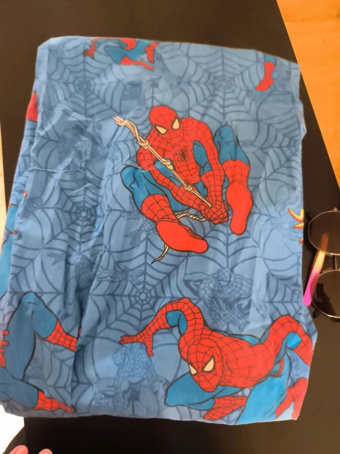 Traversin spiderman M4 - photo numéro 3