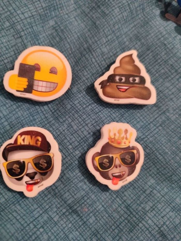 4 gommes Emojis