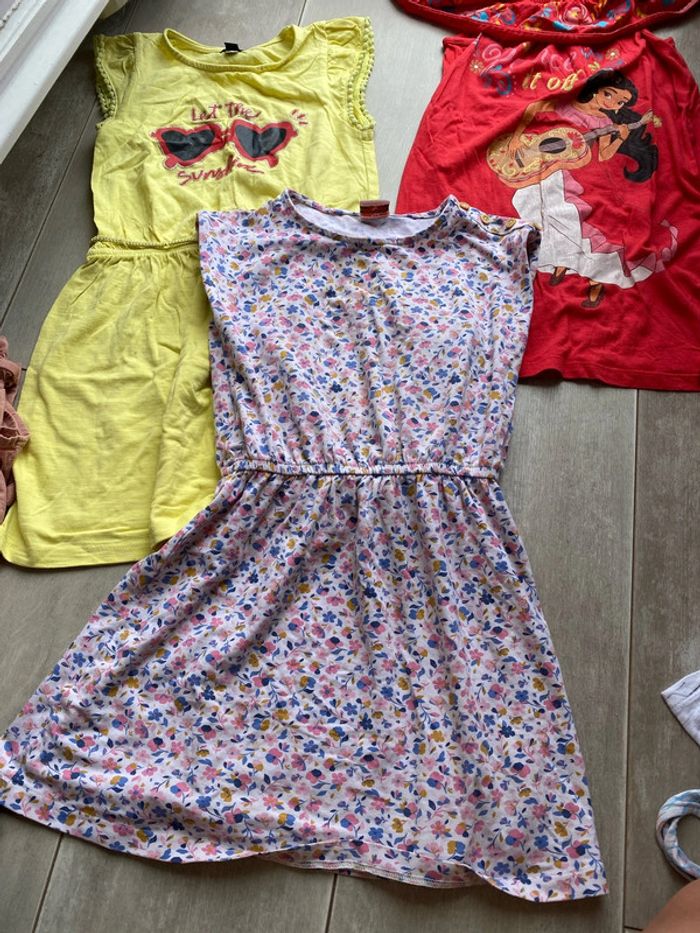 Lot de trois robes 6 ans - photo numéro 2