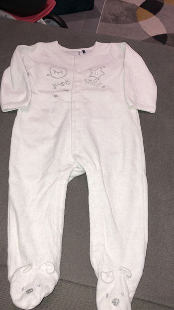 Pyjama 12 mois « 3 Pommes »