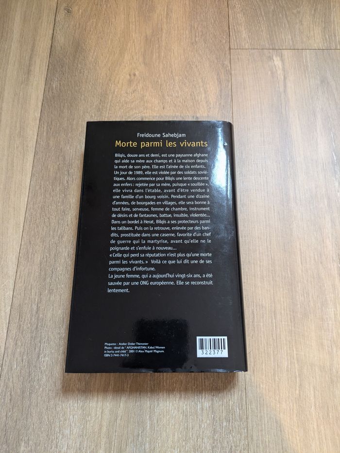 Livre Morte parmi les vivants Freidoune Sahebjam - photo numéro 2