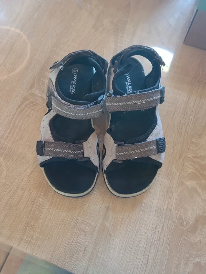 Sandales taille 37