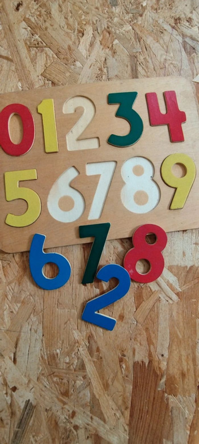 Chiffre en bois puzzle - photo numéro 2