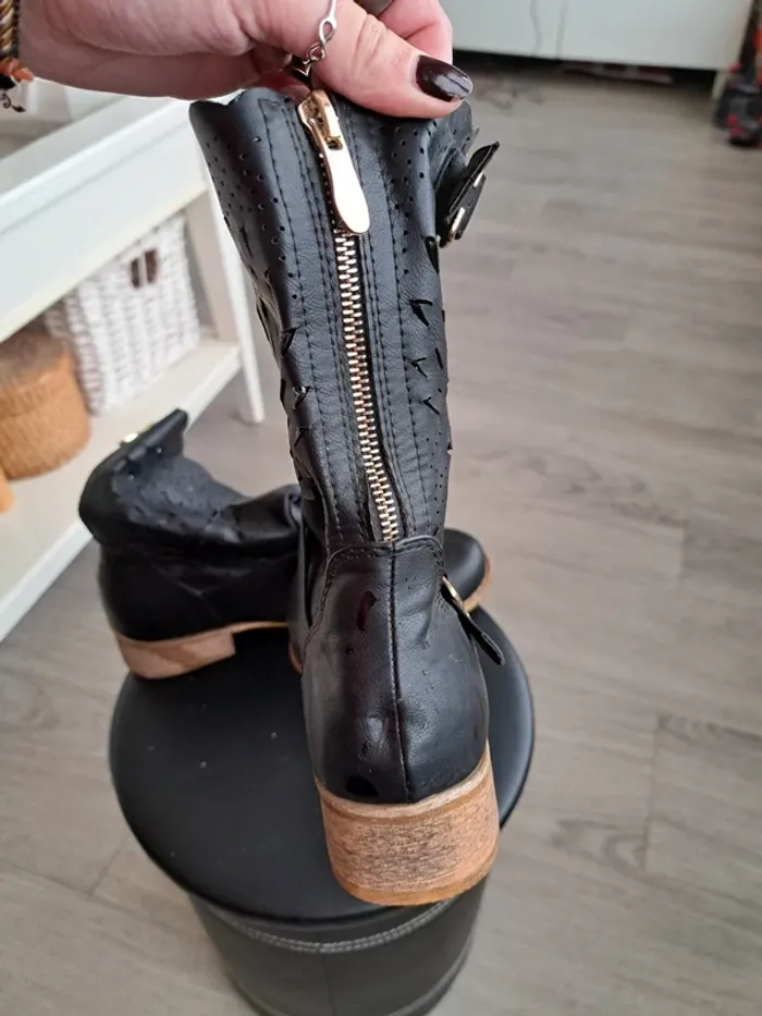 Bottines noires originales - photo numéro 3