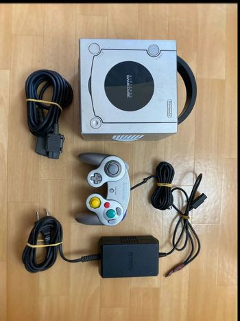 GameCube Grise 569K - Très Bon État - Envoi Rapide - Garantie 6 Mois