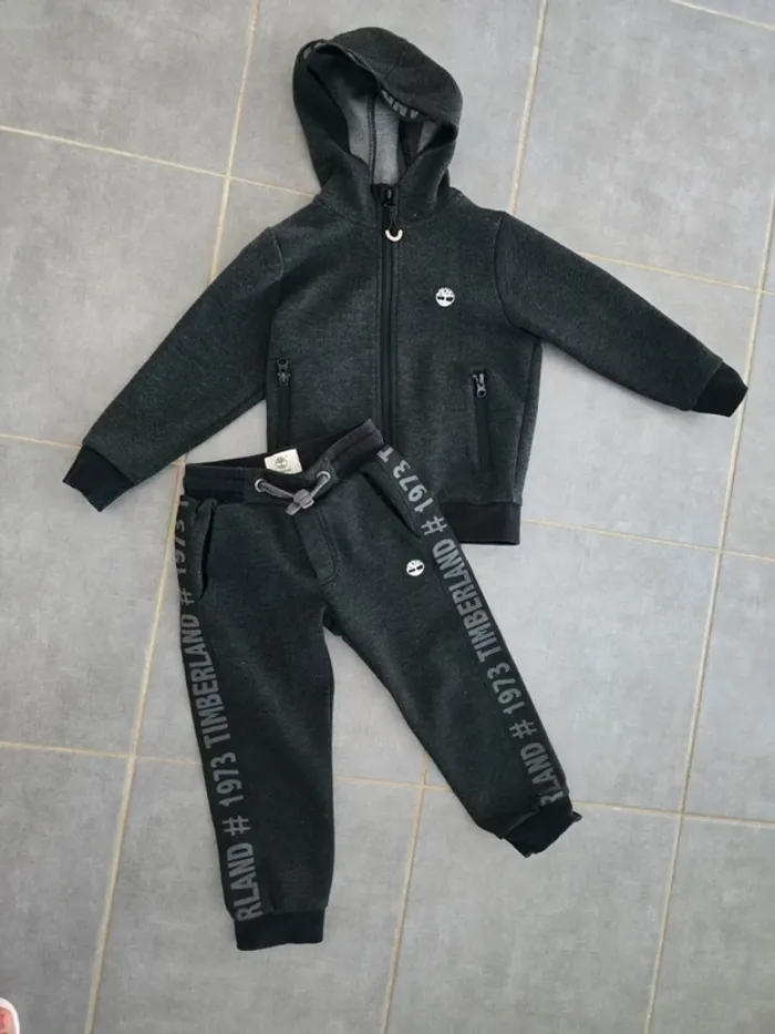 Ensemble jogging timberland