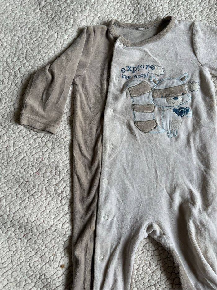 Pyjama, bébé - photo numéro 4