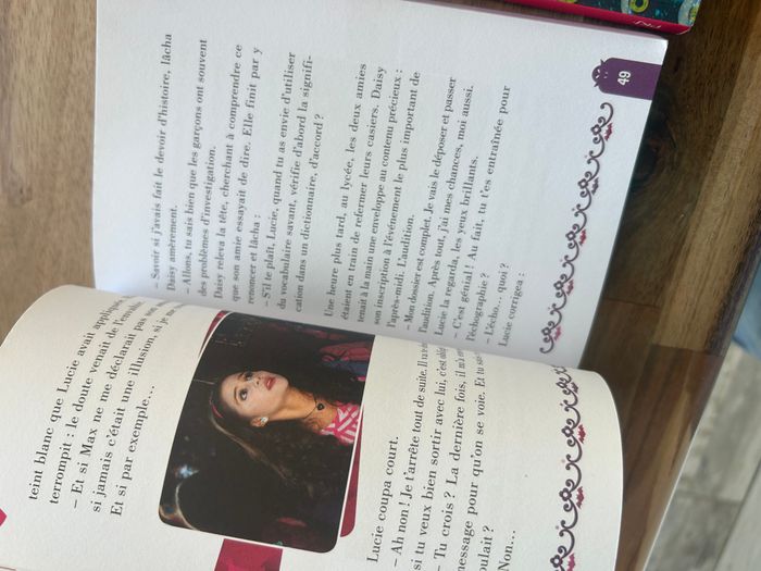 lot de 2 livres chica vampiro gulli numéro 1 et 2 le pouvoir de daisy et vampire malgré elle - photo numéro 2