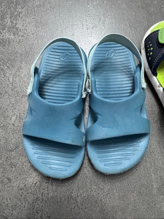 Sandales Kickers taille 24 - photo numéro 4