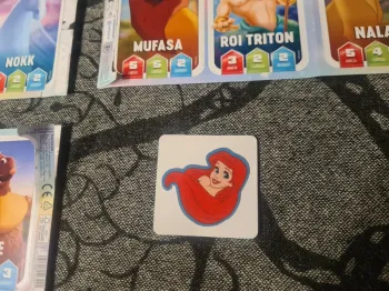 Fixeez leclerc disney. + 20 cartes