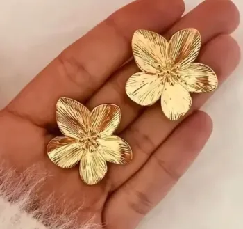 Boucle d’oreille fleur Acier inoxydable