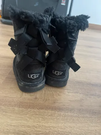 Bottines Ugg 23,5