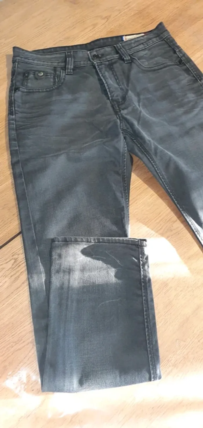 Jeans neuf kaporal straight 38 - photo numéro 3