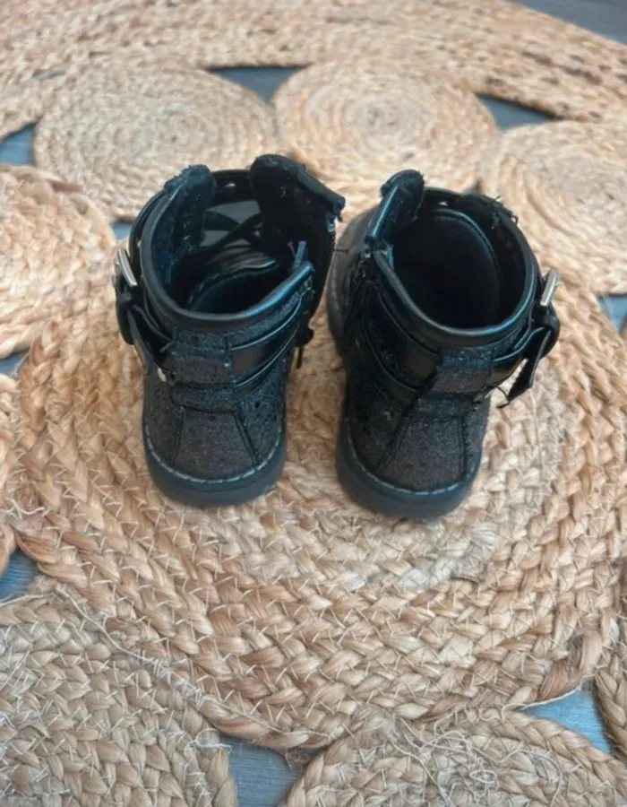 Bottines noires Chicco taille 23 - photo numéro 4