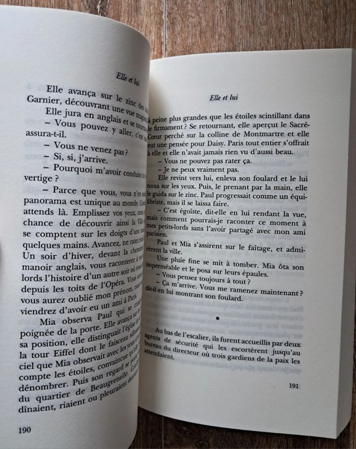 Livre Elle et Lui de Marc Levy - photo numéro 2