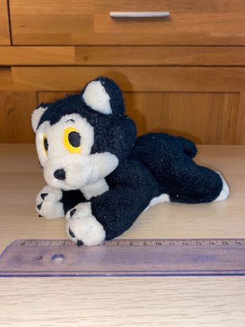 Petite peluche figaro chat Pinocchio Disney store mini bean bag