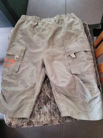 Short polyester 23 mois