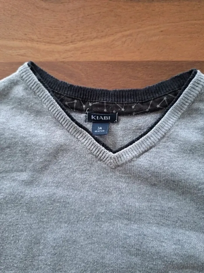 Pull sans manche gris Kiabi 3 ans - photo numéro 2
