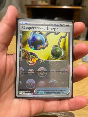 Recuperation pokeball flamme blanche 082/086