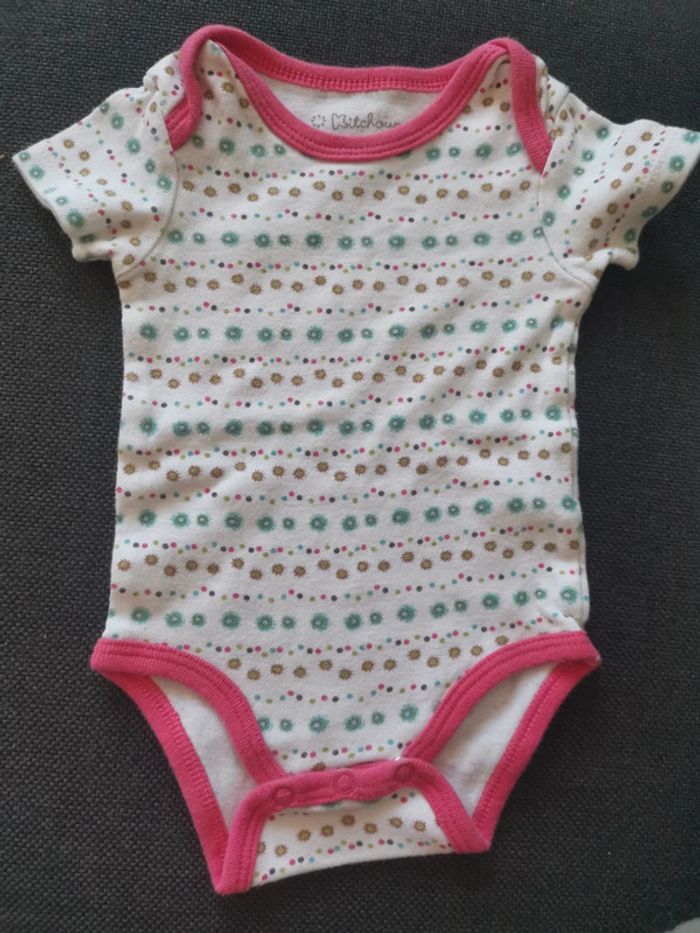 Lot de bodies - photo numéro 4