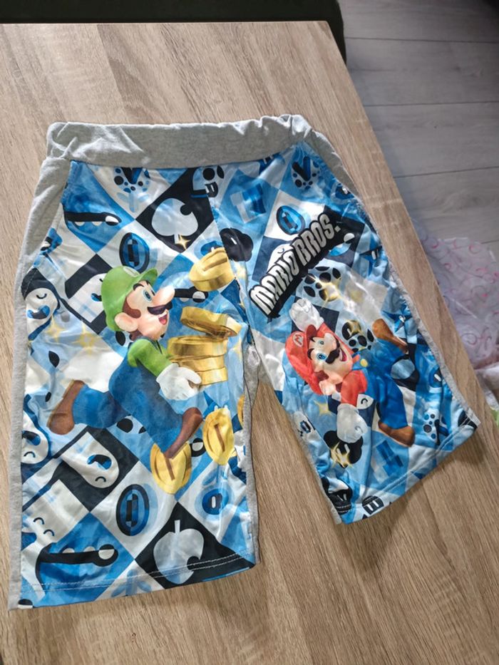 Short Mario 8 ans