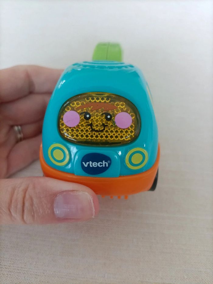 Tut tut bolide Vtech Yann le roi de la dépanne bleu et orange - photo numéro 3