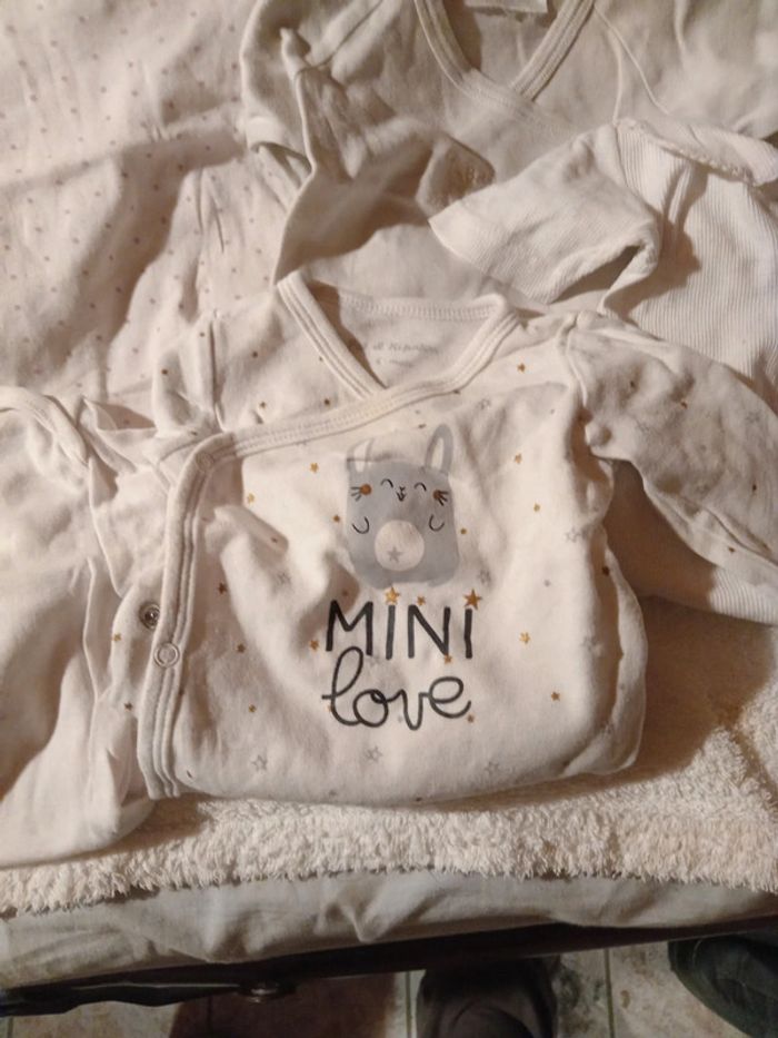 Lot de 9 bodies fille - photo numéro 9