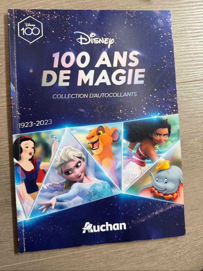 Livre 100 ans de magie Disney
