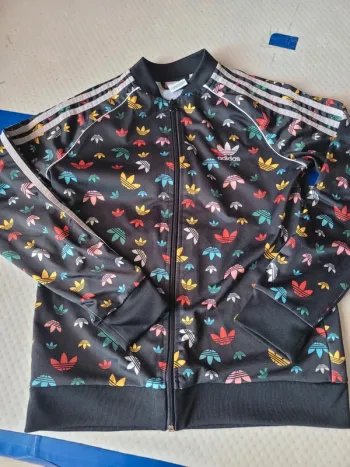Gilet zip adidas édition limité 12/13 ans