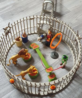 Playmobil : Roulotte + Cage aux fauves