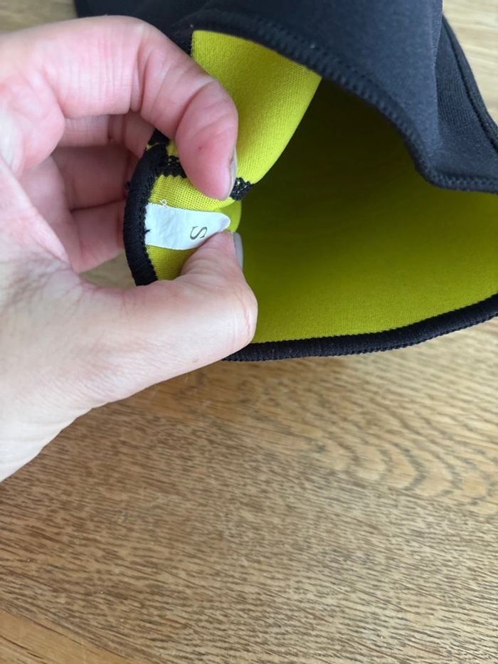 Short neoprene jaune et noir taille s - photo numéro 2