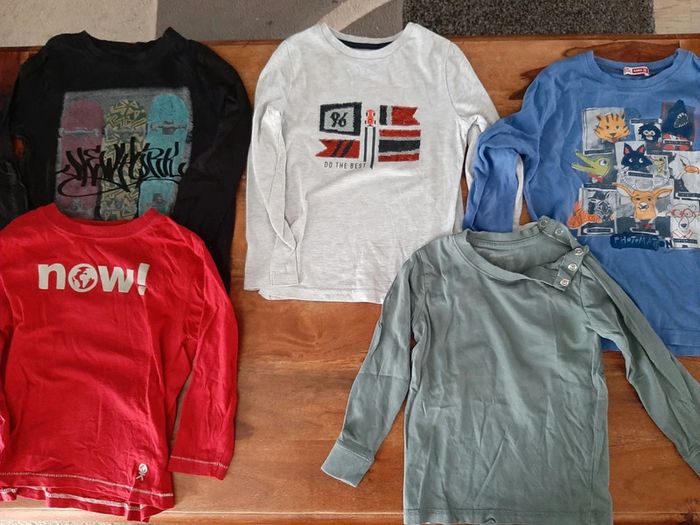 Lot de vêtements garçon 4 ans - photo numéro 5