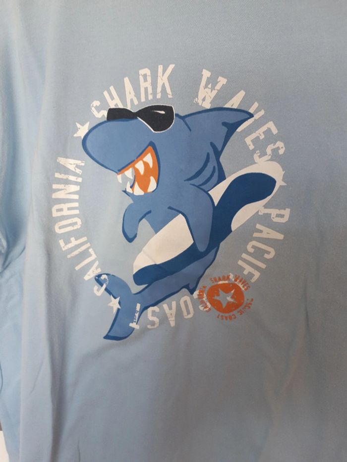 T shirt requin pocopiano - photo numéro 2