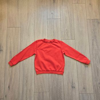 Sweat orange. Garçon 10 ans. Marque Kiabi