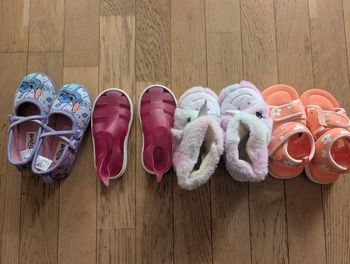 Lot chaussures enfant taille 25 – très bon état
