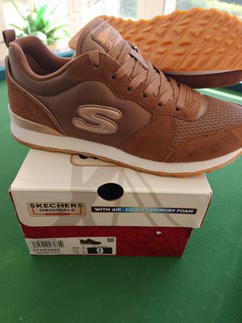 Basket Skechers gold'n gurl pointure 39 Uk 6 neuf