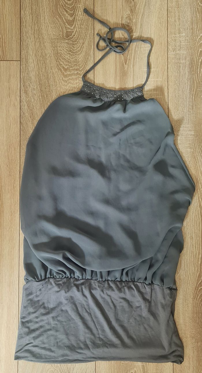 T. 38 (M) - Elégante Top GRIS