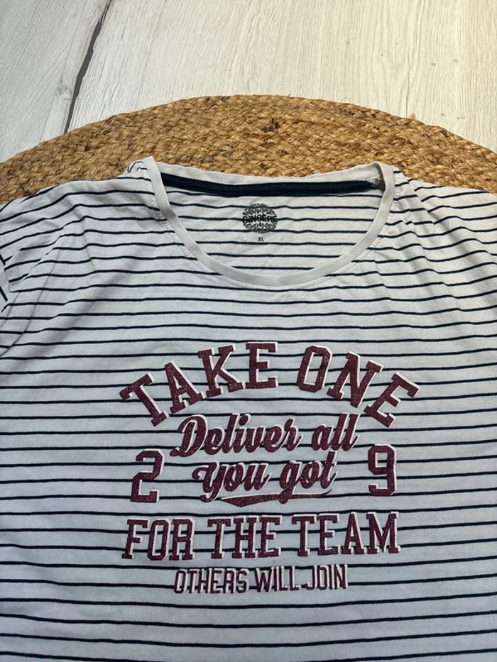T shirt rayé - photo numéro 2