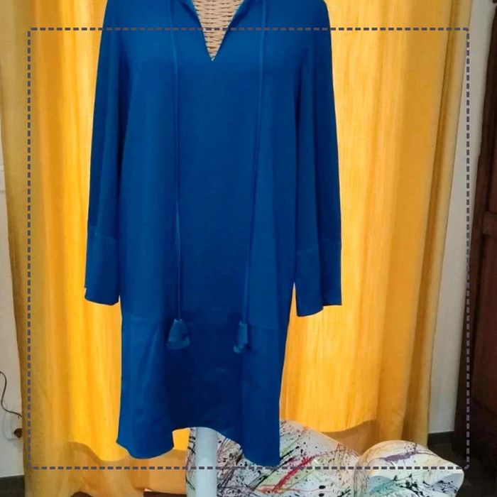 Robe bleue de marque Paule Ka très bon état taille 38