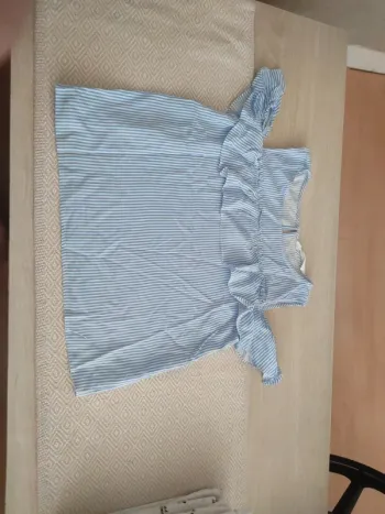 Haut fluide épaule dénudée 12 ans h&m marinière