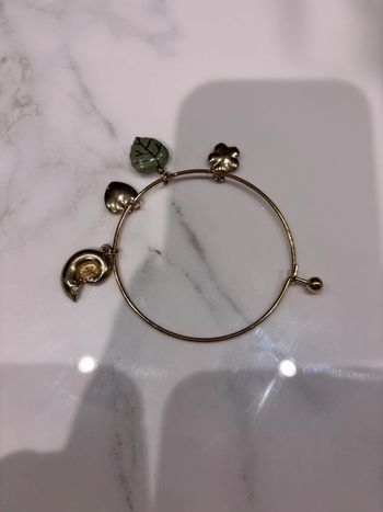 Joli bracelet fantaisie