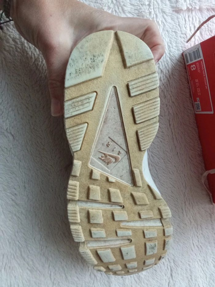 Chaussures Nike Air Huarache Run - photo numéro 11