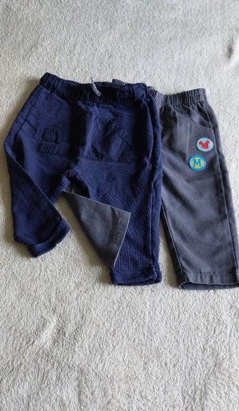 Lot 2 jeggings taille élastique bébé garçon 12 mois
