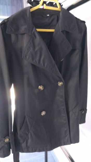 Veste ou imper femme.